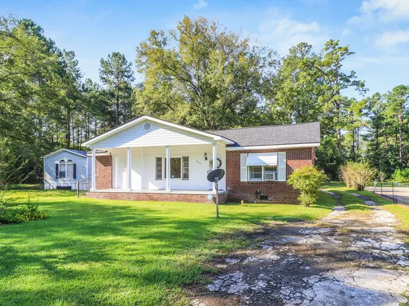 625 Cavan St, Holly Hill, SC 29059