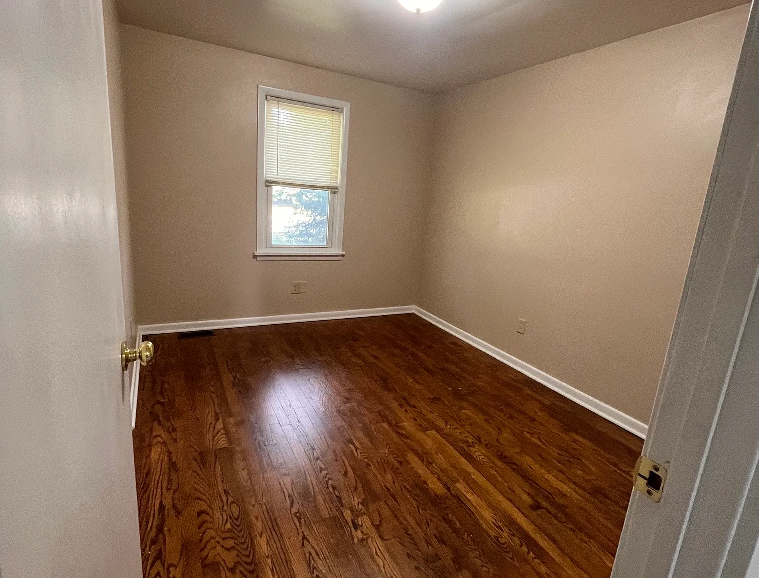 3 bed, 1144 sqft, $1,500 — Photo 4