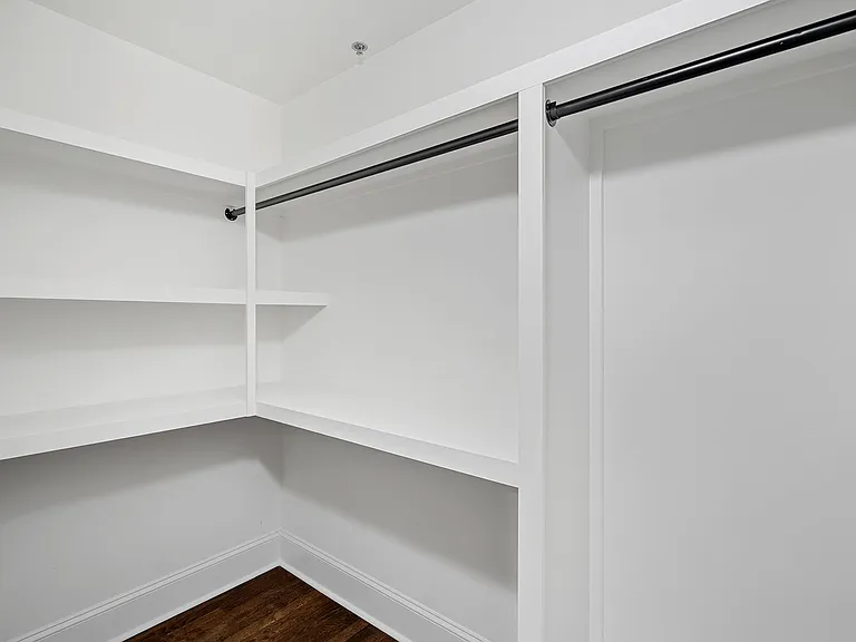 310 Arlington Ave #219 — Photo 11