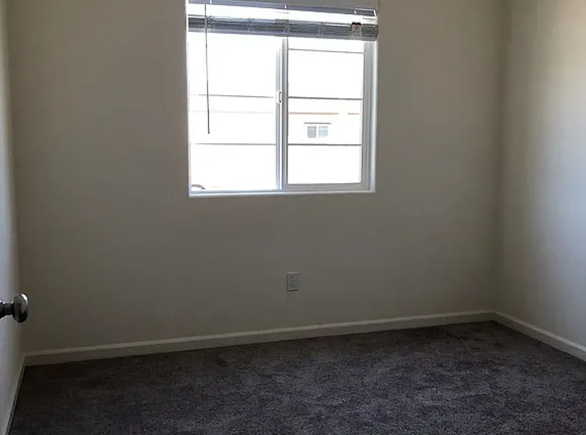 4392 Wickson Pl — Photo 3