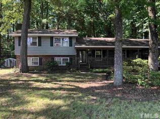 104 Meadow Dr, Cary, NC 27511