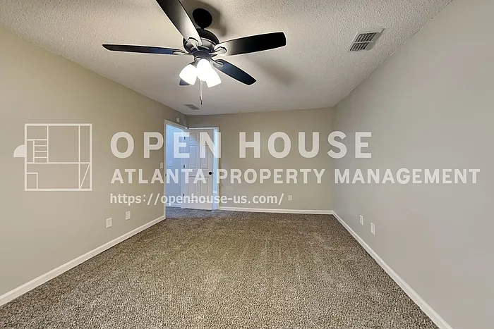 4241 Glenforest Way NE — Photo 11