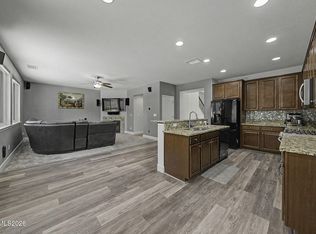 10891 Pebble Hill Dr, Reno, NV