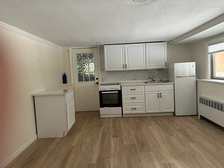 15 Goldfinch Ln #1 — Photo 1