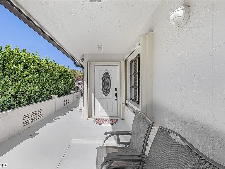 663 110th Ave N — Photo 20
