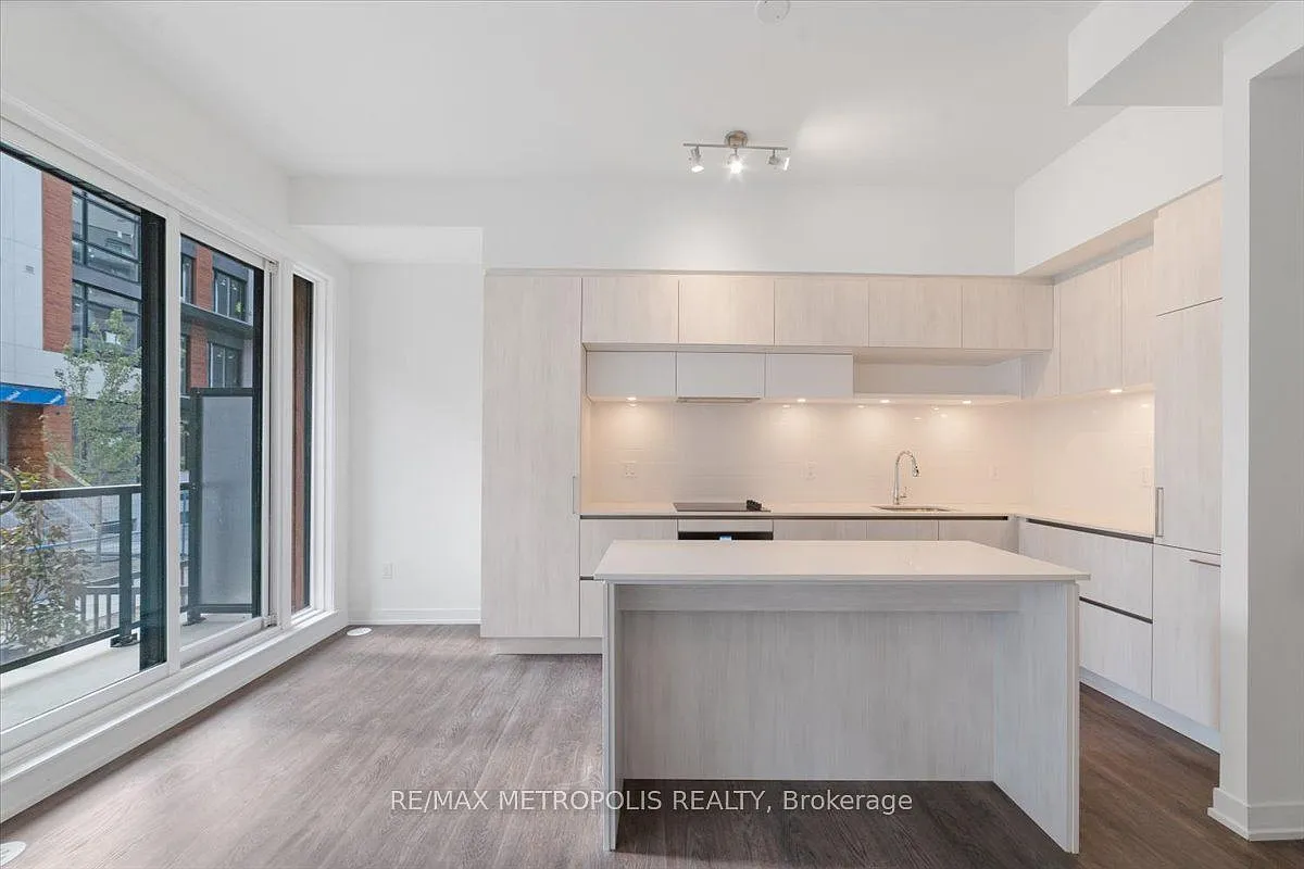2 bed, $2,700 — Photo 4