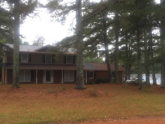 2nd image of 2885 Brooks Dr