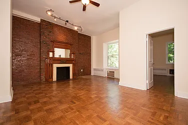 Rented by Living New York