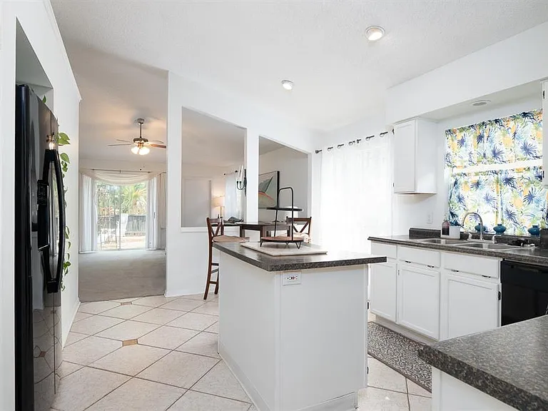 254 Oak Park Pl — Photo 14