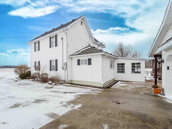 5th image of 3111 Township Road 93