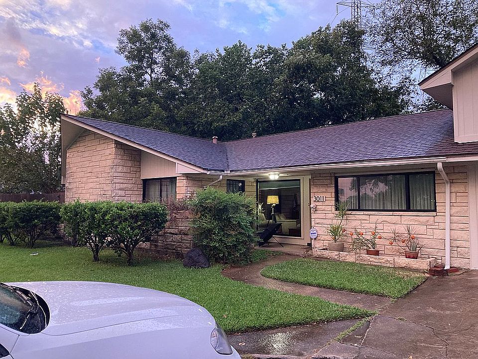 1st image of 3011 Topham Cir