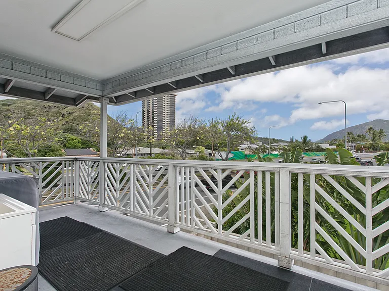 6153 Kalanianaole Hwy #2 — Photo 9