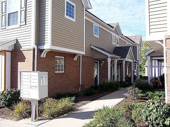 3rd image of 3398 Lenox Village Dr