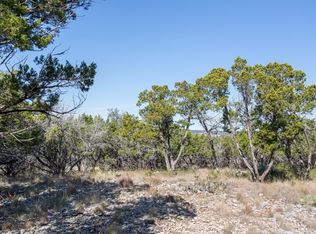 409 S Horseshoe Rdg, Kerrville, TX 78028