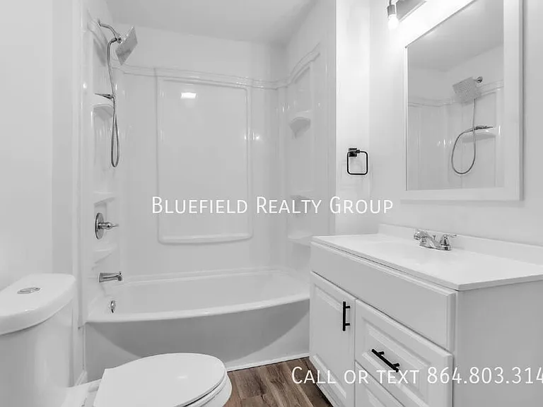 26 N Main St — Photo 14