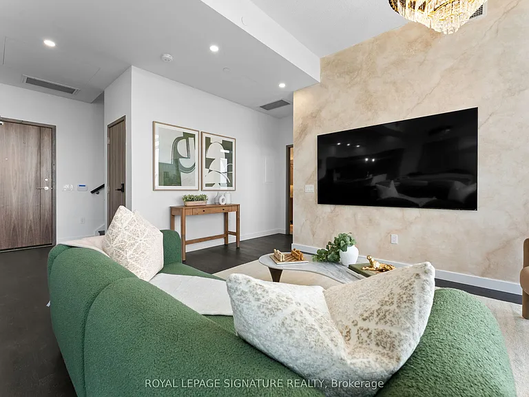 1 Concord Cityplace Way #Penthouse 7001 — Photo 17