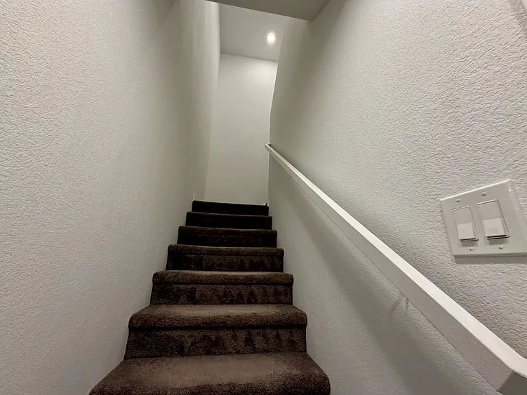 691 Pickled Pepper Pl — Photo 17