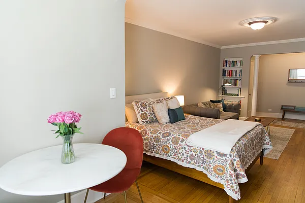 Rented by Evans Real Estate | media 22