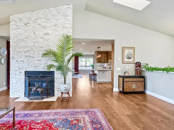 4715 Calle De La Vuelta, Fallbrook, CA 92028