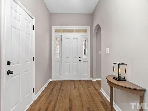 4th image of 309 Stone Hedge Ct