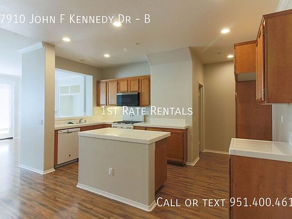 4th image of 27910 John F Kennedy Dr Unit B