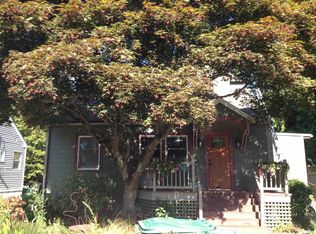 9412 12th Ave NE, Seattle, WA 98115