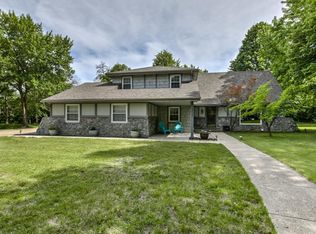 10520 Belinder Rd, Leawood, KS 66206