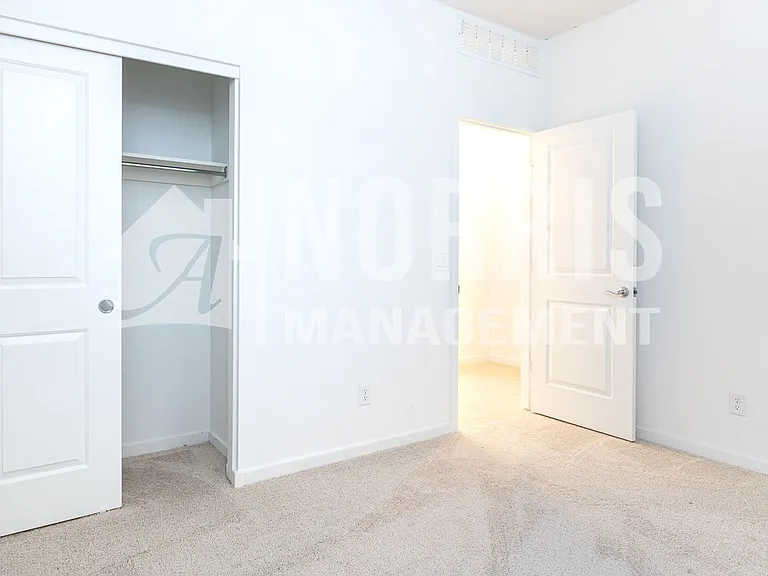 247 S San Gregorio Ln — Photo 13