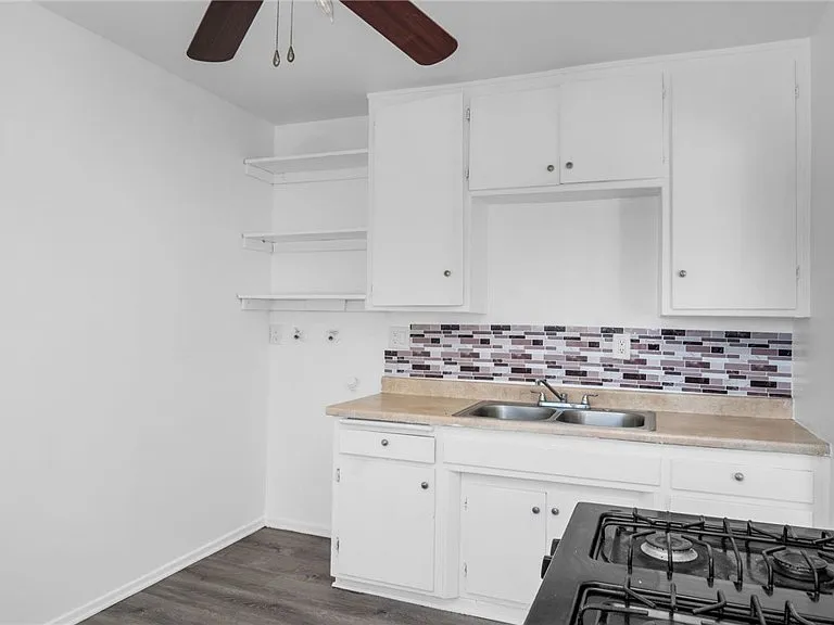 1423 Martin Luther King Jr Ave #3 — Photo 9