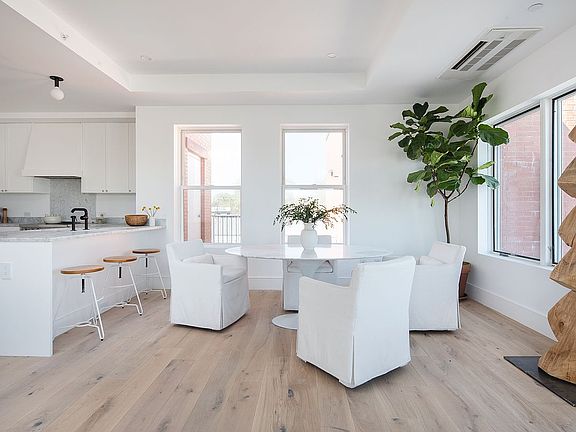 5th image of 524 Halsey St #Penthouse 1