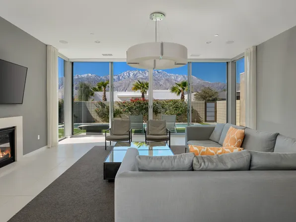 604 Bliss Way, Palm Springs, CA 92262