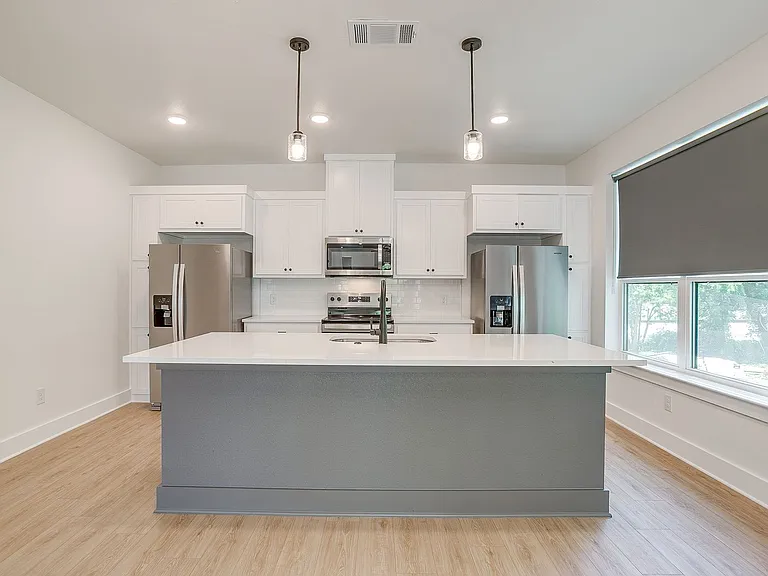 2341 Benbrook Blvd — Photo 56