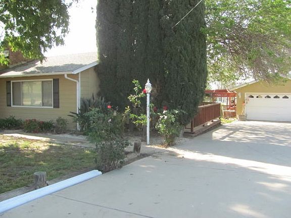 2nd image of 28731 Kalmia Ave