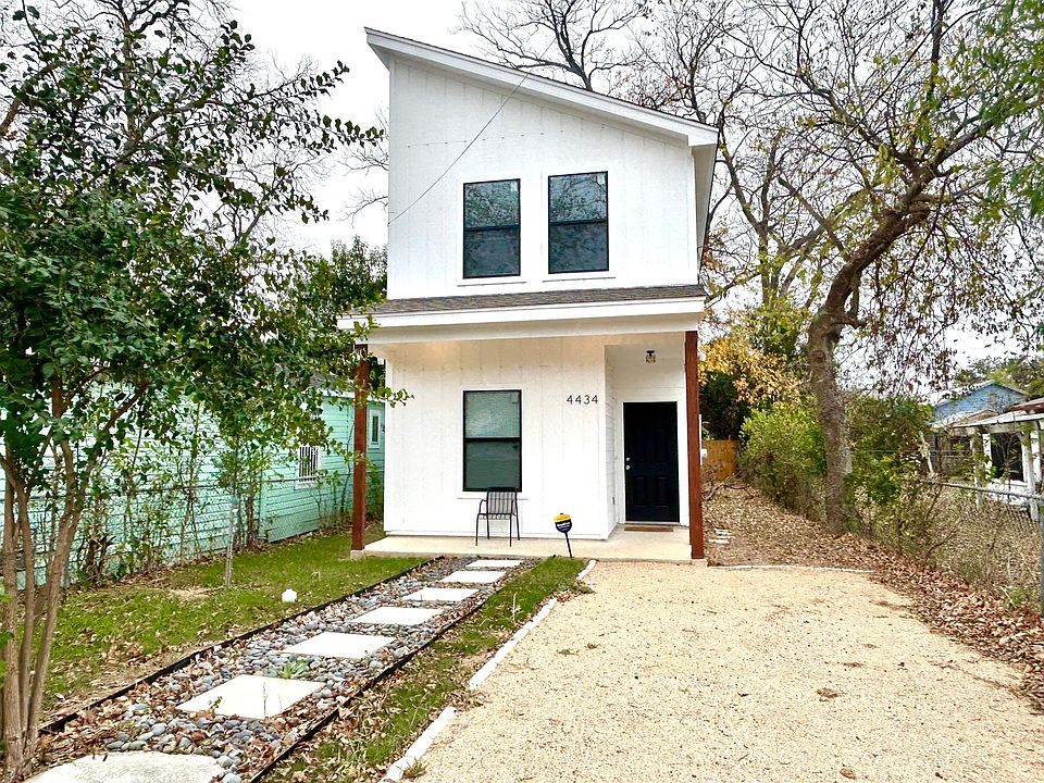 1st image of 4434 Buena Vista St