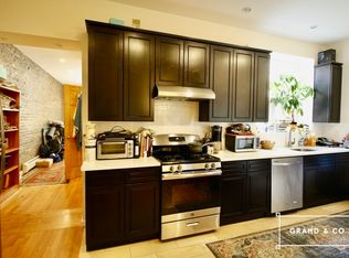 282 Leonard St #1, Brooklyn, NY 11211