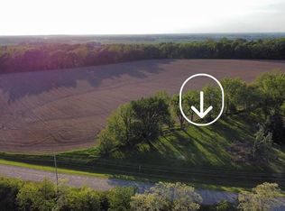 3685 Clinic Rd #16, Beloit, WI 53511