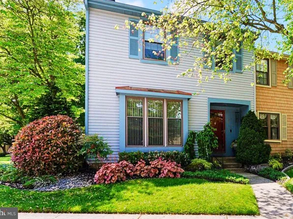 842 Kings Croft, Cherry Hill, NJ 08034