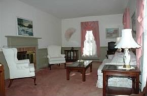 5th image of 43 Abenaukee Dr