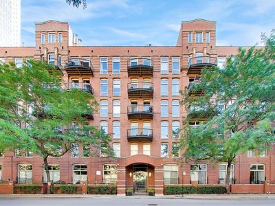 550 N Kingsbury St APT 423, Chicago, IL, 60654