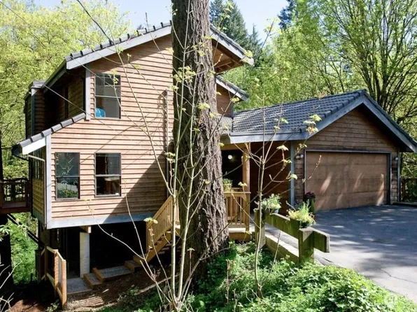 18208 29th Avenue NE, Lake Forest Park, WA 98155