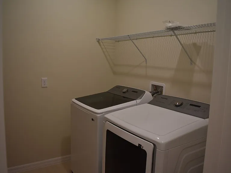 5039 Sunnytime St — Photo 2