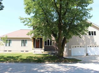914 Schaller St, Sac City, IA 50583