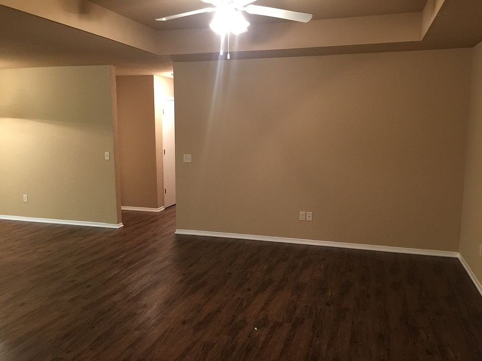 1st image of 3107 SW Windrift Ave #2