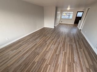 303 Matot St #303, Brookings, OR 97415
