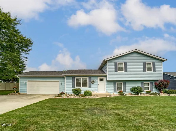 5792 Clover Ridge Dr, Lima, OH 45807
