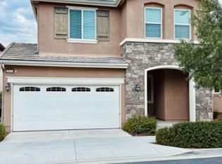 28434 Sunflower St, Highland, CA 92346