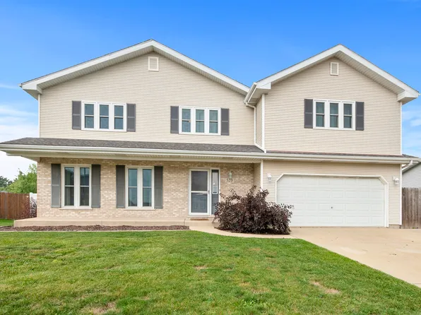 520 Hickory Ln, Peotone, IL 60468