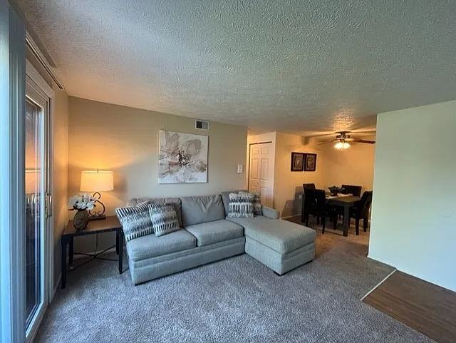 Monroeville Apartments — Photo 18