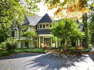 710 South St, Geneva, IL 60134