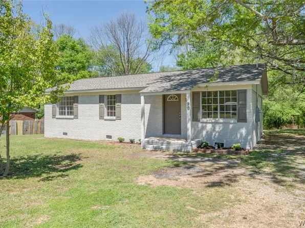 90 Brentwood Ln, Moundville, AL 35474